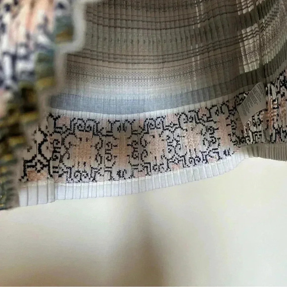 NWT Club Monaco Pleated Print Mini Skirt - Picture 4 of 8